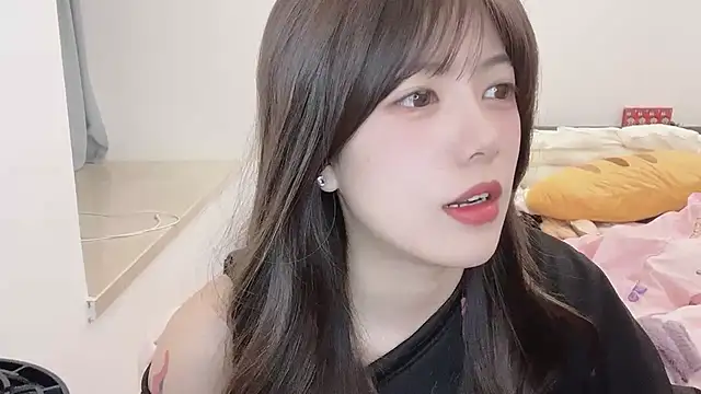 Snapshot of JayM584520 chatting on 03/06/25, 03:24 JayM584520 online show from 03/06/25, 03:24