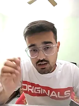 Snapshot of hornypurush chatting on 11/27/25, 10:39 hornypurush online show from 11/27/25, 10:39