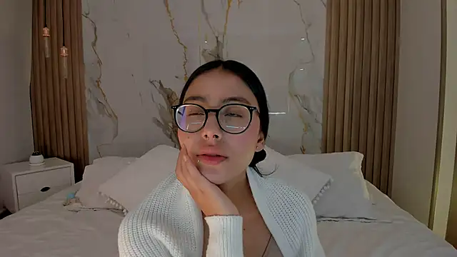 Snapshot of miss_martiina chatting on 09/12/25, 03:06 miss martiina online show from 09/12/25, 03:06