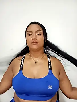 victoria roussee online show from 02/18/25, 08:36