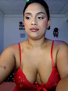 victoria roussee online show from 12/18/25, 06:08