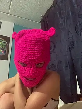 Snapshot of NatashaRex chatting on 02/26/25, 08:37 NatashaRex online show from 02/26/25, 08:37