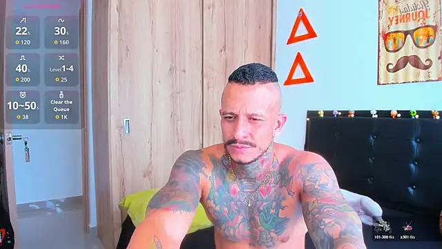 Snapshot of fitnolan chatting on 11/07/25, 03:34 fitnolan online show from 11/07/25, 03:34