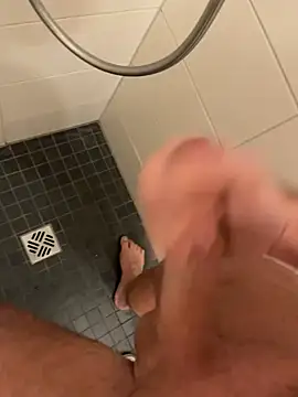 Snapshot of Nigel993 chatting on 03/08/25, 10:56 Nigel993 online show from 03/08/25, 10:56