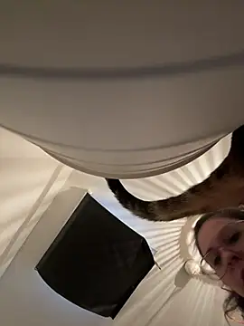 Snapshot of Rosiee69_ chatting on 03/15/25, 12:45 Rosiee69  online show from 03/15/25, 12:45