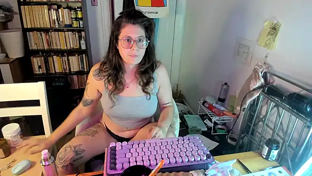 Snapshot of Rosiee69_ chatting on 11/13/25, 09:25 Rosiee69 online show from 11/13/25, 09:25