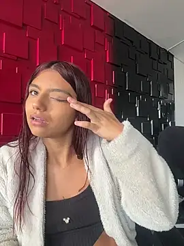 Emily-teen online show from 02/03/26, 02:44