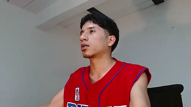 AngelHil online show from 04/21/26, 02:26