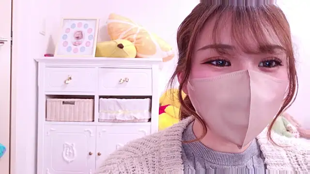 Snapshot of noa_chi chatting on 02/26/25, 08:26 noa chi online show from 02/26/25, 08:26