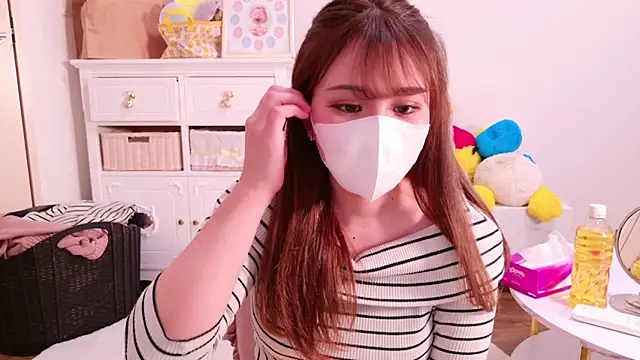 Snapshot of noa_chi chatting on 03/04/25, 06:15 noa chi online show from 03/04/25, 06:15