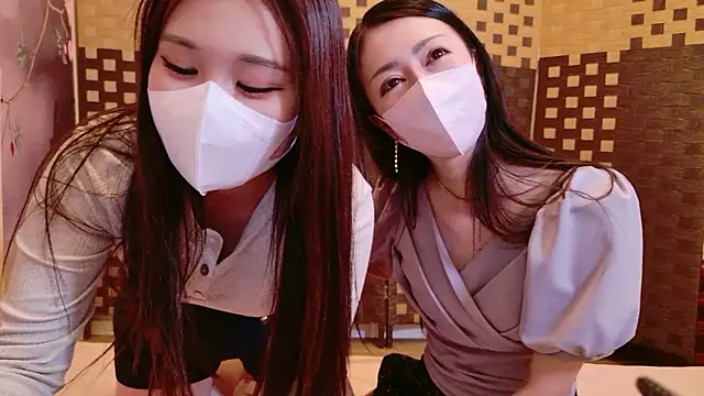 Snapshot of noa_chi chatting on 10/20/25, 03:40 noa chi online show from 10/20/25, 03:40