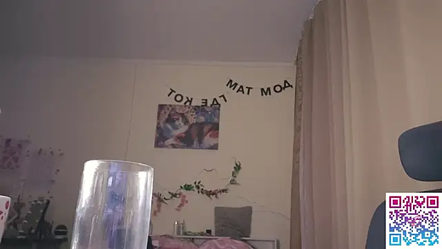 boozekirs  online show from 02/10/26, 02:37