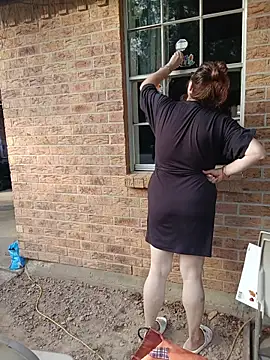 HTXBELLE online show from 11/19/25, 09:37