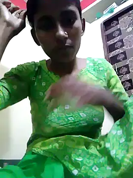 SEXY-boudi43 online show from 03/08/25, 12:30