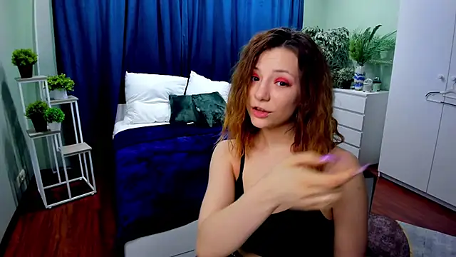 AmandaGracy 1 online show from 03/18/25, 11:08