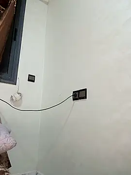 Louli ta online show from 10/16/25, 09:05