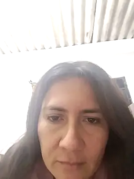 Snapshot of Nathalia_rodriguezz chatting on 09/14/25, 10:25 Nathalia rodriguezz online show from 09/14/25, 10:25
