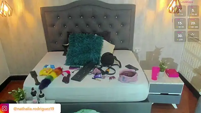 Snapshot of Nathalia_rodriguezz chatting on 10/18/25, 03:46 Nathalia rodriguezz online show from 10/18/25, 03:46