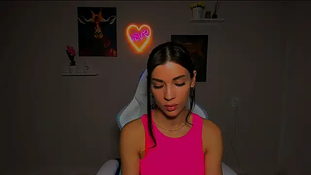 Snapshot of KetiWils chatting on 03/09/25, 07:48 KetiWils online show from 03/09/25, 07:48