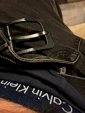 Snapshot of albatros70 chatting on 11/10/25, 04:17 albatros70 online show from 11/10/25, 04:17