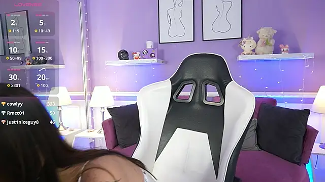 Snapshot of SaharaKramer chatting on 04/10/26, 07:07 SaharaKramer online show from 04/10/26, 07:07