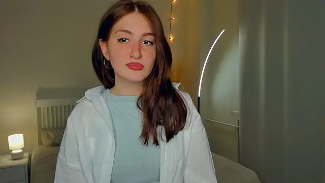 Snapshot of VesnuWka chatting on 02/21/25, 01:11 VesnuWka online show from 02/21/25, 01:11