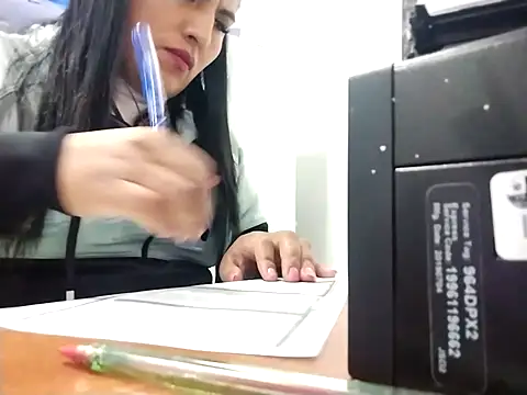 Snapshot of Lobitasexiii chatting on 11/11/25, 02:11 Lobitasexiii online show from 11/11/25, 02:11