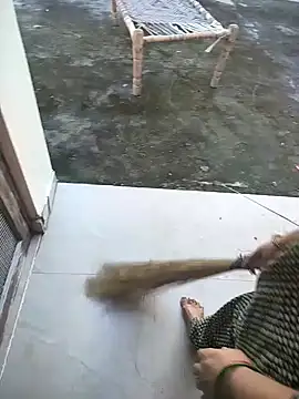 indian couple4 online show from 09/09/25, 01:05