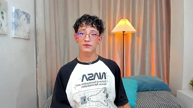 iiangel  online show from 02/25/26, 03:27