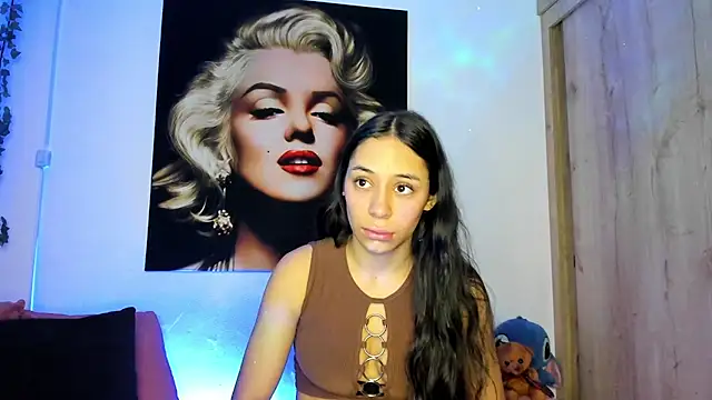 TANIA 06 online show from 11/14/25, 01:21