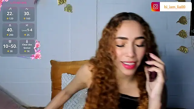 LiaHansson online show from 11/23/25, 06:52