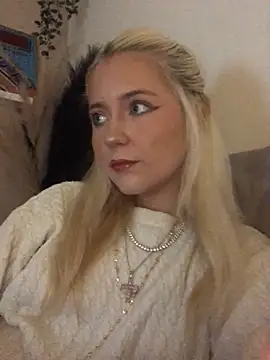 Blondie Sofia Essexbabe online show from 10/24/25, 11:12