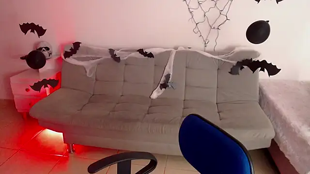 emily-777 online show from 10/23/25, 10:30