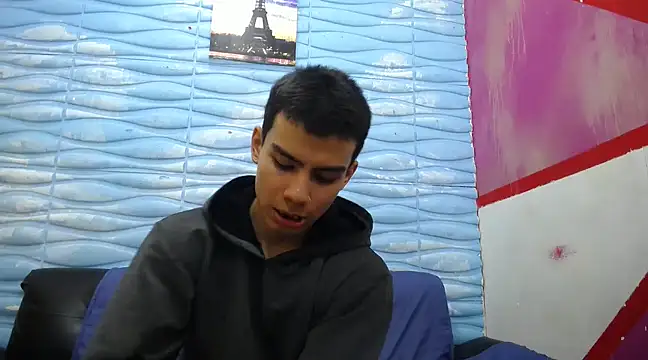 Snapshot of seigfried0 chatting on 02/21/25, 06:59 seigfried0 online show from 02/21/25, 06:59