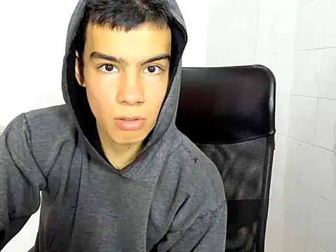 Snapshot of seigfried0 chatting on 03/02/25, 07:12 seigfried0 online show from 03/02/25, 07:12