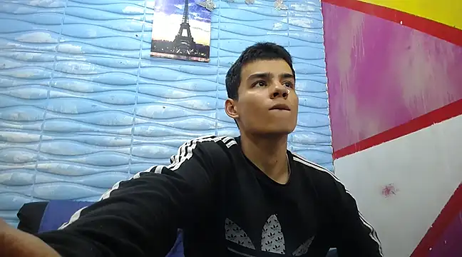 Snapshot of seigfried0 chatting on 03/03/25, 07:28 seigfried0 online show from 03/03/25, 07:28