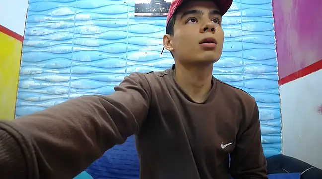 Snapshot of seigfried0 chatting on 03/05/25, 07:06 seigfried0 online show from 03/05/25, 07:06