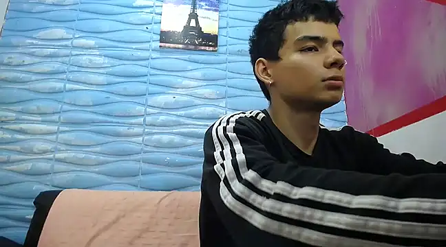 Snapshot of seigfried0 chatting on 03/18/25, 08:15 seigfried0 online show from 03/18/25, 08:15