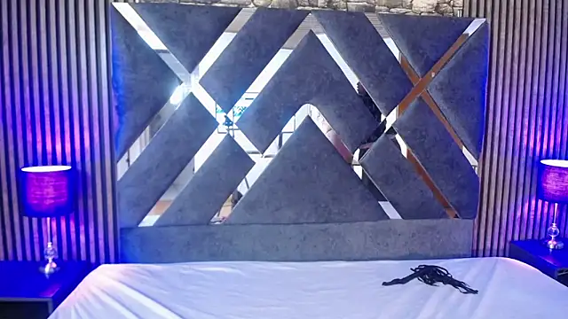 veenus hs online show from 03/06/25, 03:24