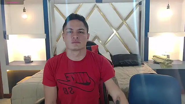 SaraClub JY online show from 10/14/25, 11:05