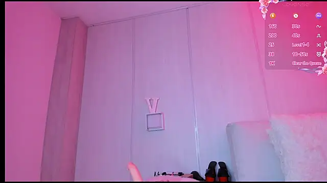 sasha riverss online show from 10/18/25, 07:58