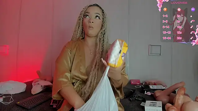 Snapshot of sasha_riverss chatting on 02/22/26, 07:34 sasha riverss online show from 02/22/26, 07:34