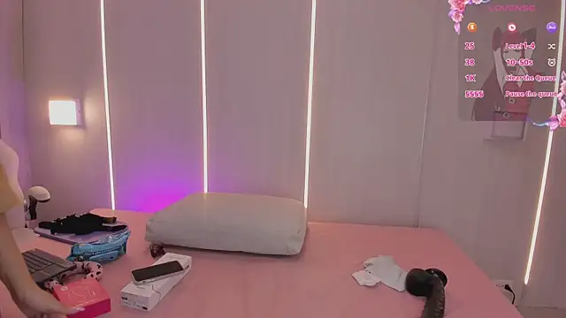 sasha riverss online show from 07/23/26, 07:45