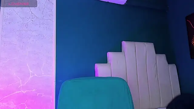 Allex Cano online show from 10/22/25, 07:46