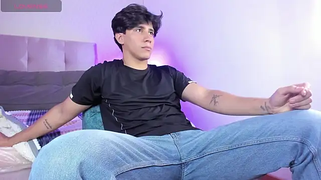 Allex Cano online show from 03/20/26, 08:03