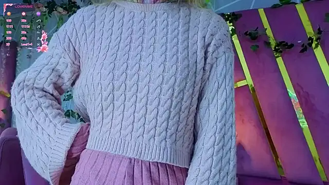 Snapshot of EmmyCortez chatting on 01/19/26, 11:47 EmmyCortez online show from 01/19/26, 11:47