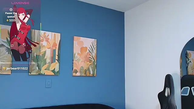 Zamira Taylor online show from 10/30/25, 03:41