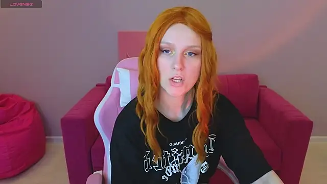 KristinMoore online show from 03/22/25, 01:43