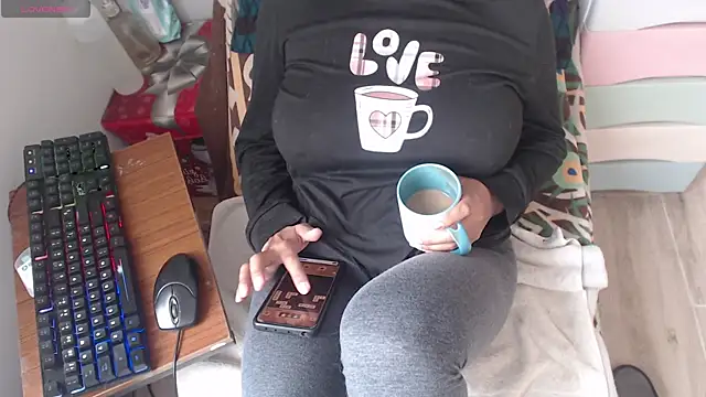 Sexyqueen mature  online show from 04/15/26, 07:43