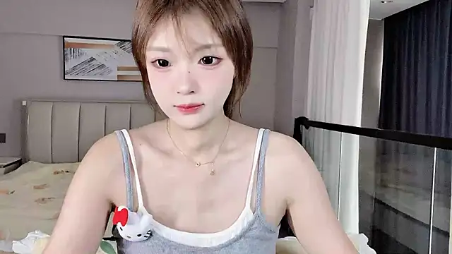 Snapshot of Annnnqi-77 chatting on 07/27/26, 06:31 Annnnqi-77 online show from 07/27/26, 06:31
